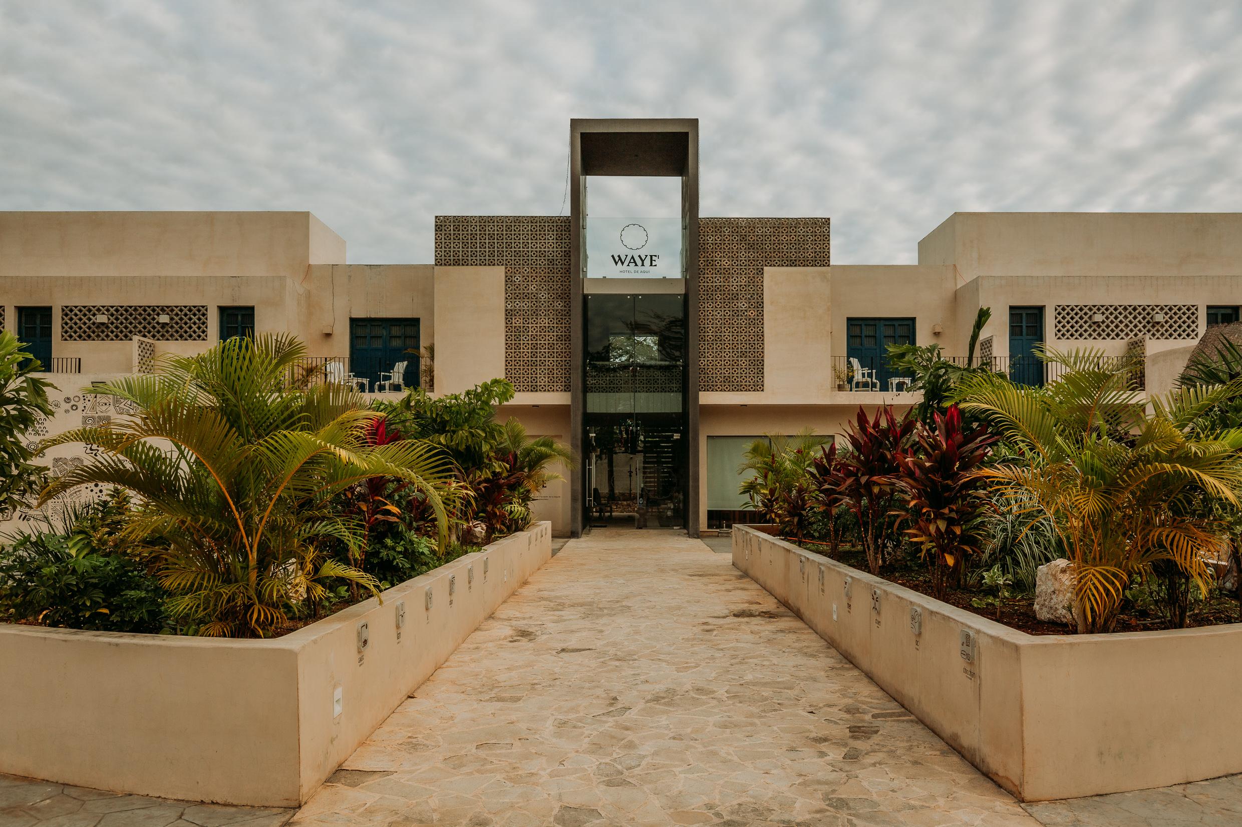 Hotel Waye Valladolid  Exterior photo